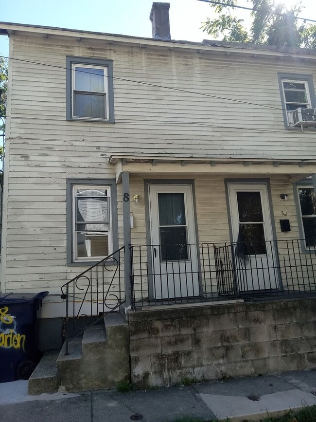 property at 8 Marion St