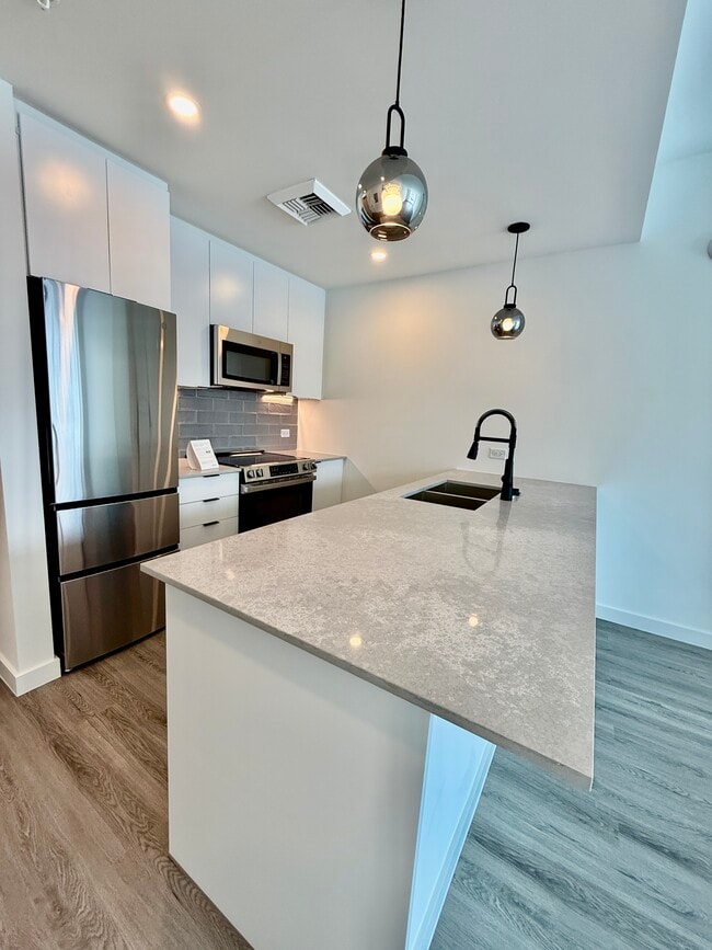 169 NW 26th St, Unit A2