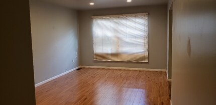 86 Earlmoor Blvd in Pontiac, MI - Building Photo - Building Photo