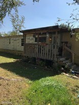900 Higgins Ave