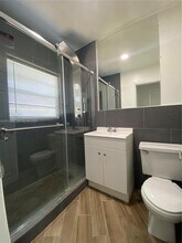 1025 NE 78th St in Miami, FL - Building Photo - Building Photo