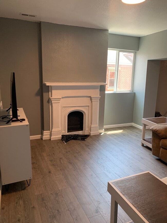 903 E Carson St in Pittsburgh, PA - Building Photo - Building Photo