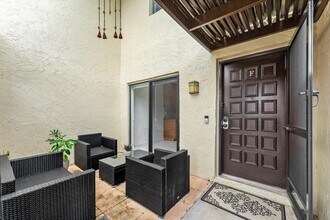 8566 Casa Del Lago in Boca Raton, FL - Building Photo - Building Photo