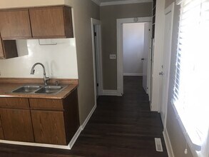 3824 N Washington St in Spokane, WA - Building Photo - Building Photo