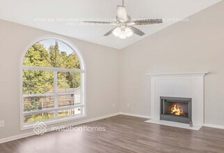 7305 Hunters Ridge Dr in Douglasville, GA - Building Photo - Building Photo