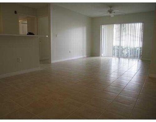2600 S University Dr-Unit -11A in Davie, FL - Building Photo