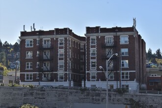 Imperial Arms Apartments in Portland, OR - Foto de edificio - Building Photo