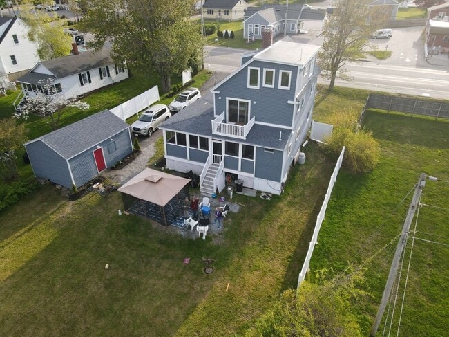 property at 1073 Post Rd
