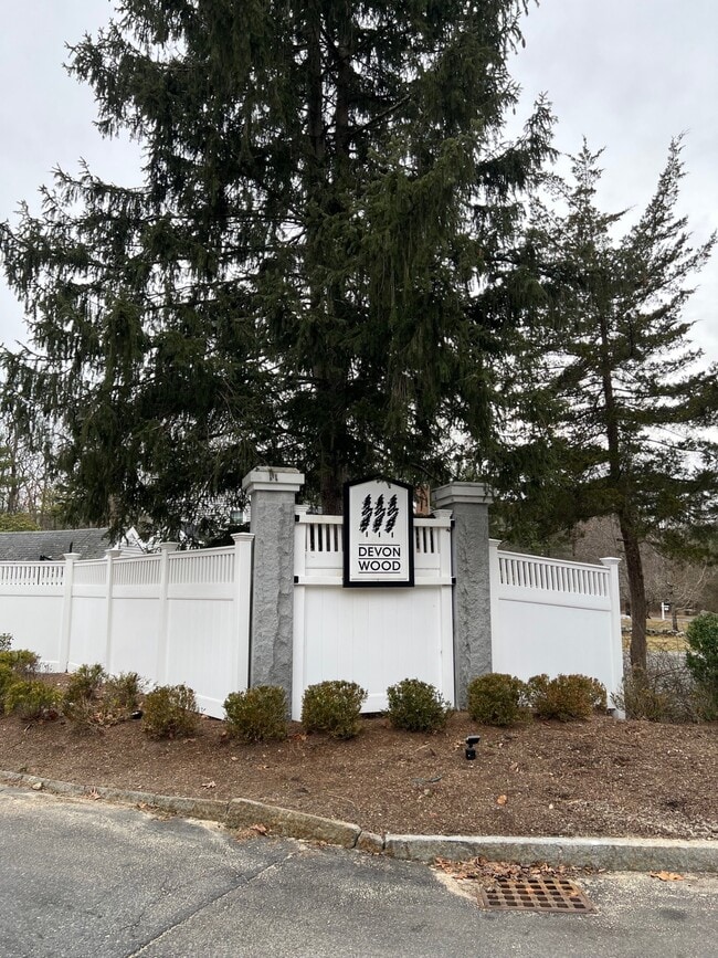 property at 134 Tyson Commons Ln