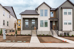 13694 S Devers Dr in Riverton, UT - Building Photo