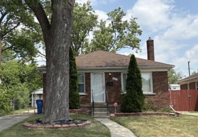 865 Sherbourne St in Inkster, MI - Building Photo