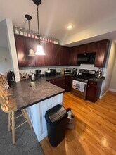 99 Hillside St, Unit 3A in Boston, MA - Building Photo - Building Photo