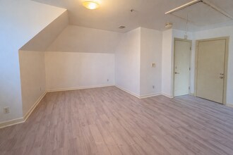 112 N Fairmount St in Pittsburgh, PA - Building Photo - Building Photo