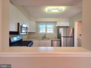 2510 N Dearing St in Alexandria, VA - Building Photo - Building Photo