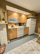 25 Westfield Rd in Newton, MA - Building Photo - Building Photo