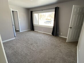 2020 Dunn Ave-Unit -1 in Cheyenne, WY - Building Photo - Building Photo