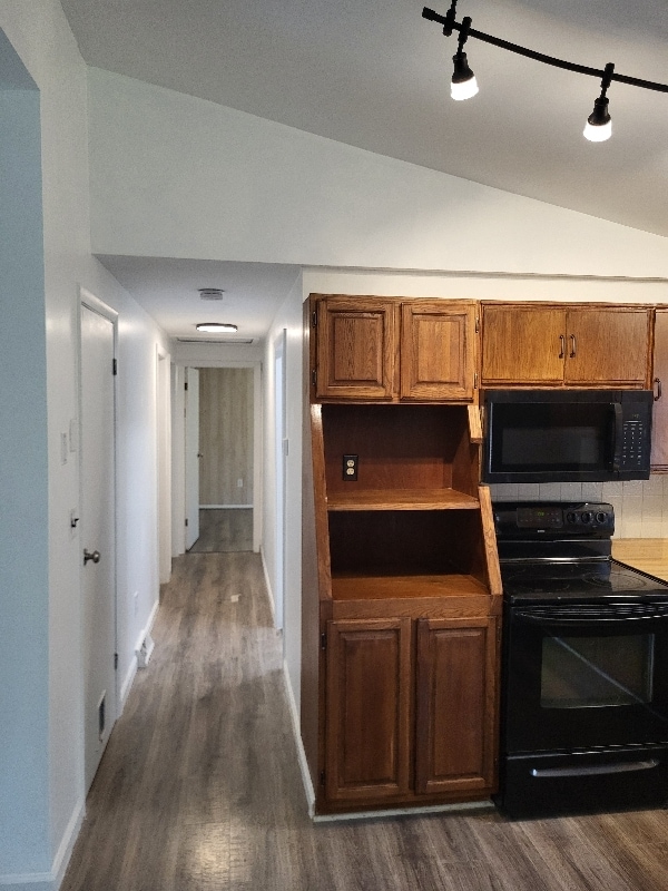 56 Meadow Rd in Burgettstown, PA - Building Photo - Building Photo