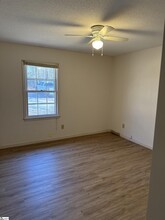 410 John St in Greer, SC - Building Photo - Building Photo