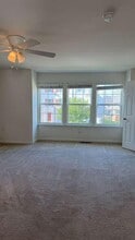 38 Lombard Ln in Bunker Hill, WV - Building Photo - Building Photo