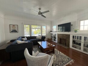 1332 14th St, Unit B in Santa Monica, CA - Foto de edificio - Building Photo