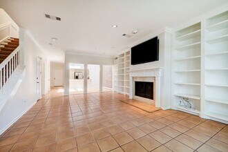 2206 Welch St in Houston, TX - Building Photo - Building Photo