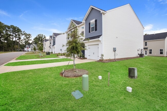 425 Blue Robin Ln in Columbia, SC - Building Photo - Building Photo