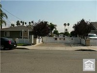 10543-10569 Poplar St in Loma Linda, CA - Foto de edificio - Building Photo