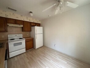 5608 Cougar Dr in Austin, TX - Building Photo - Building Photo