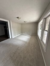 218 E Kirby St in Haysville, KS - Building Photo - Building Photo