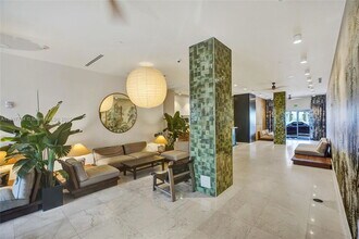 220 21st St in Miami Beach, FL - Building Photo - Building Photo