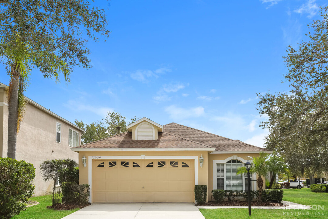 12034 Winding Woods Way in Lakewood Ranch, FL - Building Photo