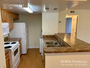 12 Lyford Key in Hampton, VA - Building Photo - Building Photo