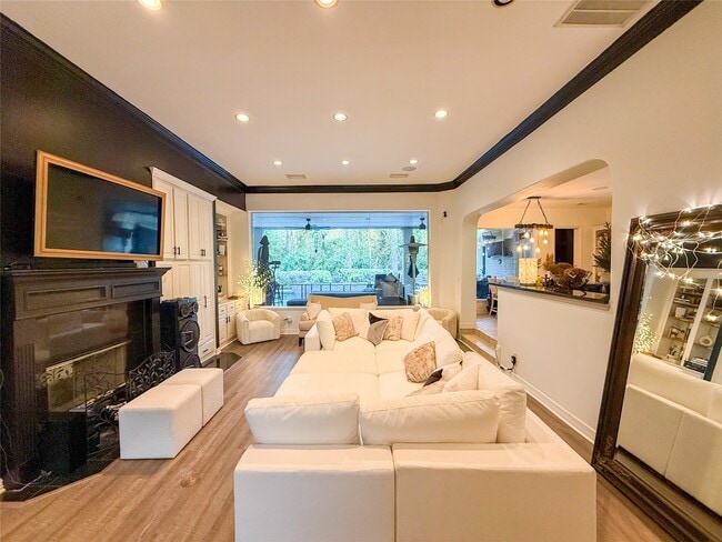 property at 15318 Beecham Dr