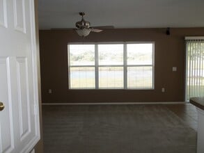 1745 Strathmore Cir in Mount Dora, FL - Building Photo - Building Photo
