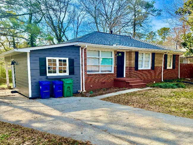 property at 3213 Beech Dr