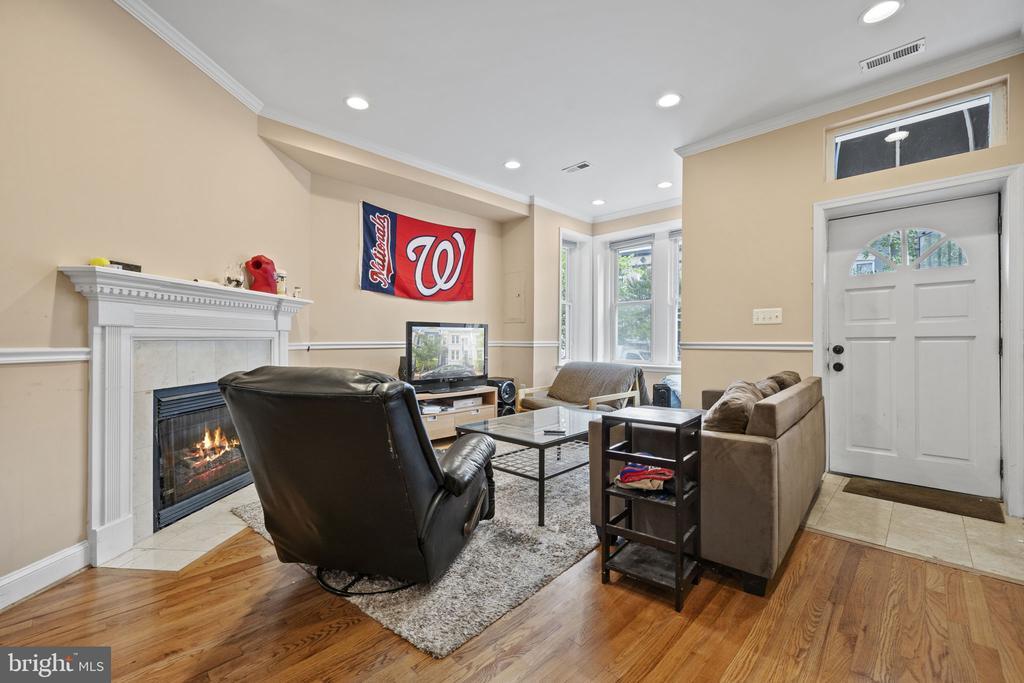 128 Thomas St NW in Washington, DC - Building Photo