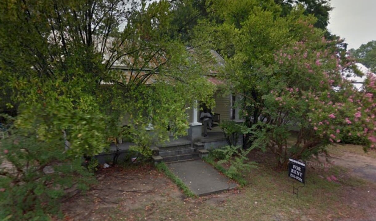 810 Shull St in West Columbia, SC - Building Photo