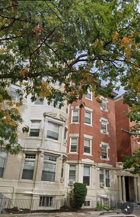 1316 Commonwealth Ave, Unit 301 in Boston, MA - Foto de edificio