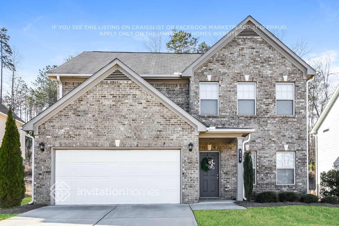 219 Sage Dr in Canton, GA - Building Photo