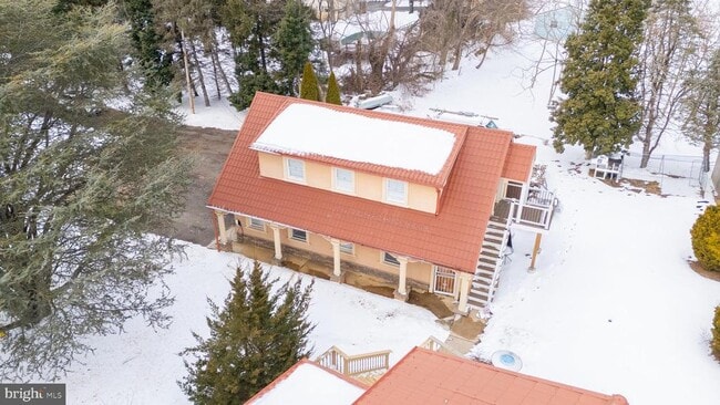 property at 341 Gordon Rd