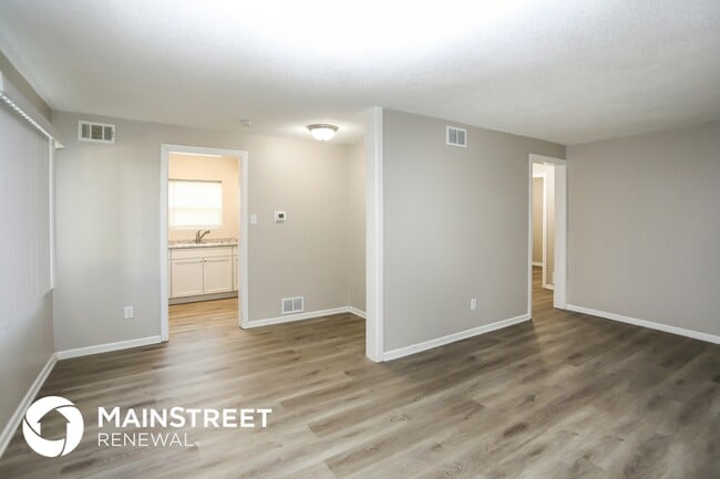 7318 Brooklyn Ave in Kansas City, MO - Building Photo - Building Photo