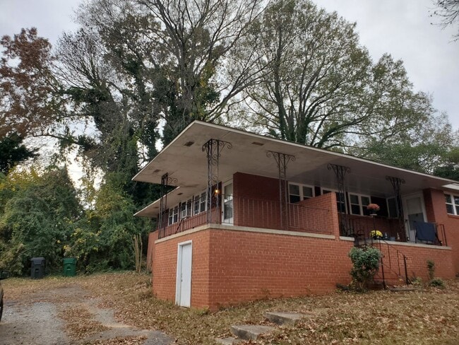 property at 1444 Academy St
