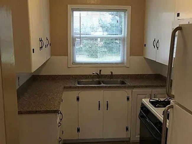 1765 Waller St SE in Salem, OR - Building Photo - Building Photo