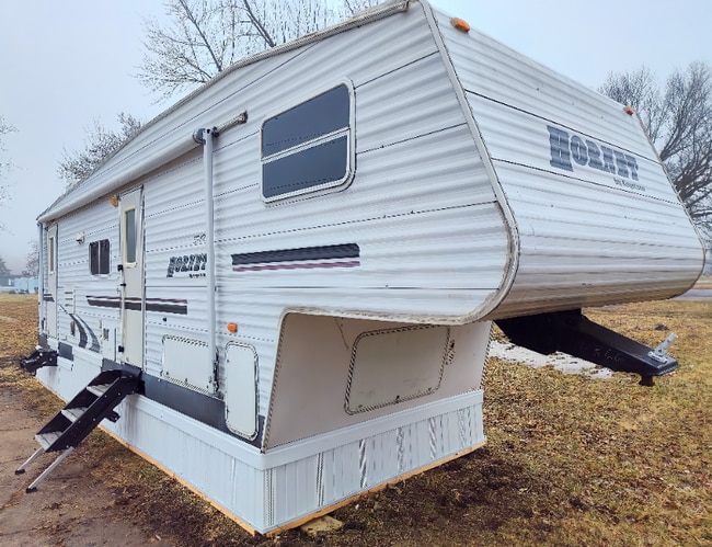 property at 2552 Smith Ave