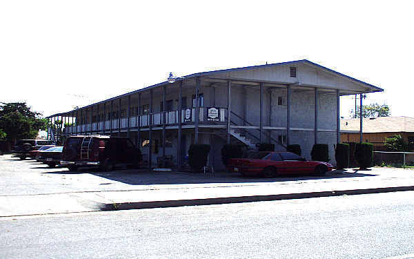 317 S H St in Madera, CA - Building Photo - Building Photo