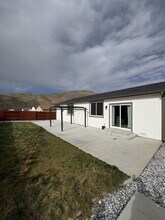 17824 Davis Meadow Ct in Reno, NV - Foto de edificio - Building Photo