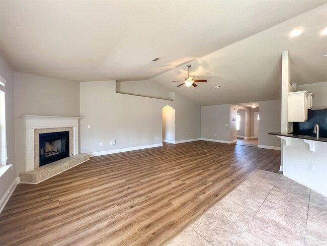 5588 Inspiration Street in Milton, FL - Building Photo - Building Photo