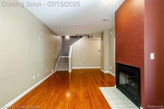 39660 Rockcrest Ln in Northville, MI - Building Photo - Building Photo