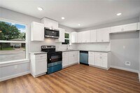 6006 Wedgefield St photo'