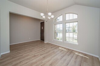 2926 Grand Hawthorne Rd in Conroe, TX - Building Photo - Building Photo